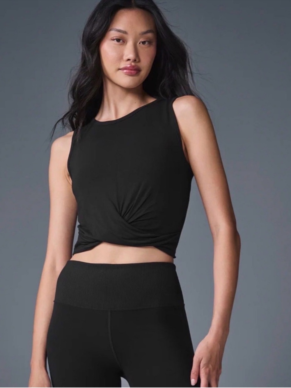 Alo Yoga Sleeveless Twist Front Black Crop Top Size XS